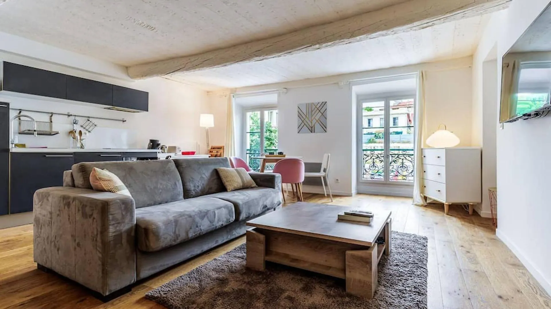 Joli Loft Entre Le Vieux Nice Et Le Port