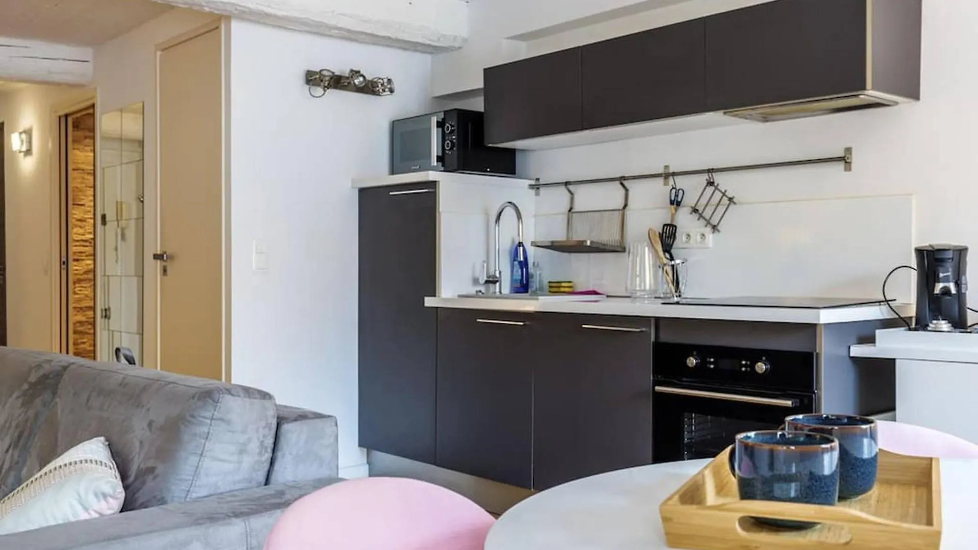 Joli Loft Entre Le Vieux Nice Et Le Port